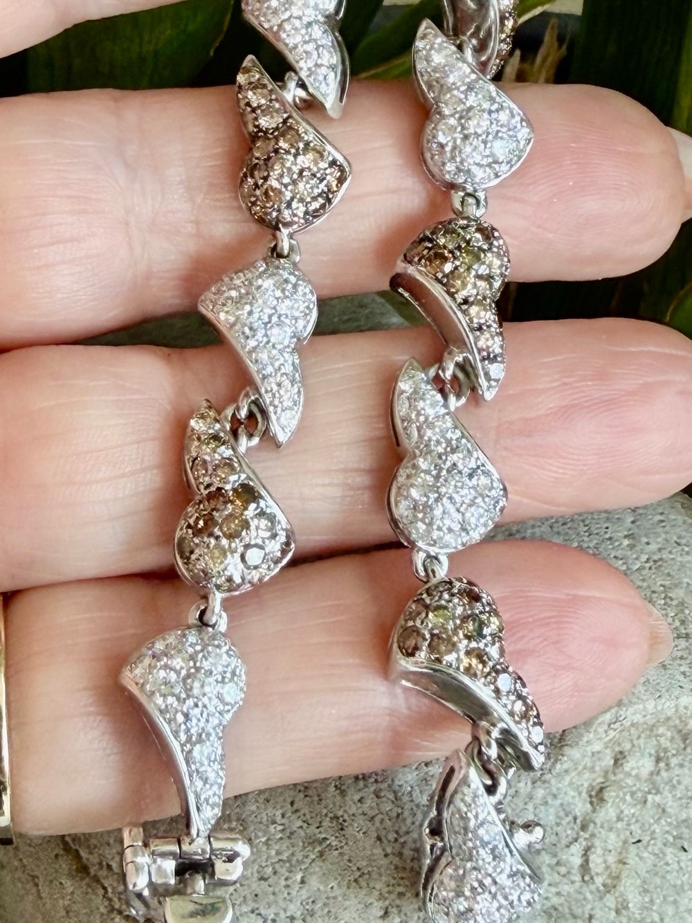 18k gold 5.95 carat diamond bracelet